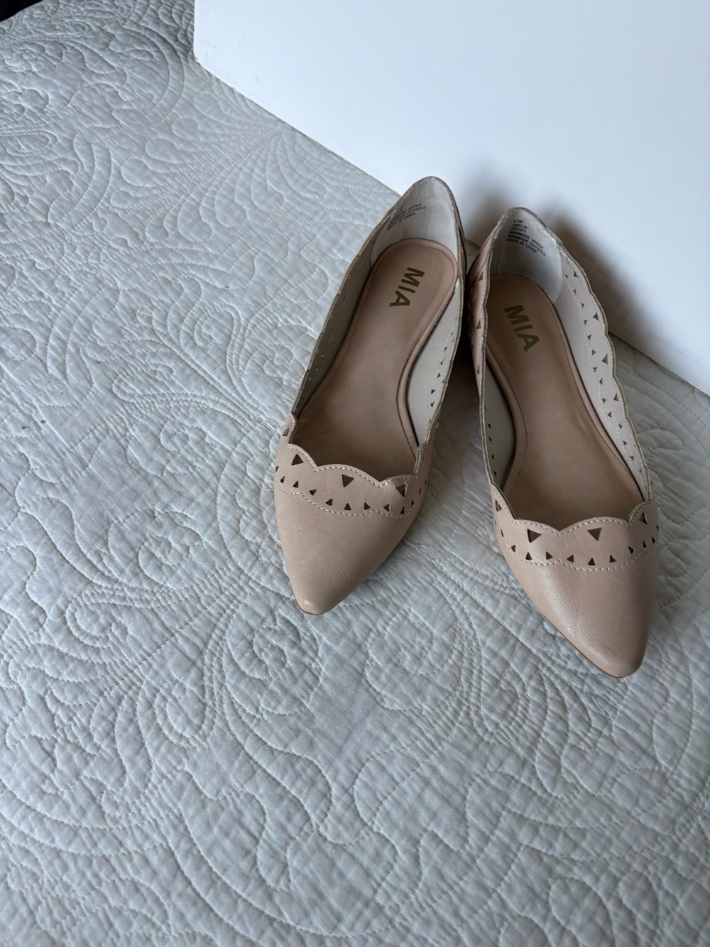 MIA Pointed-Toe Scalloped Flats in Nude Beige